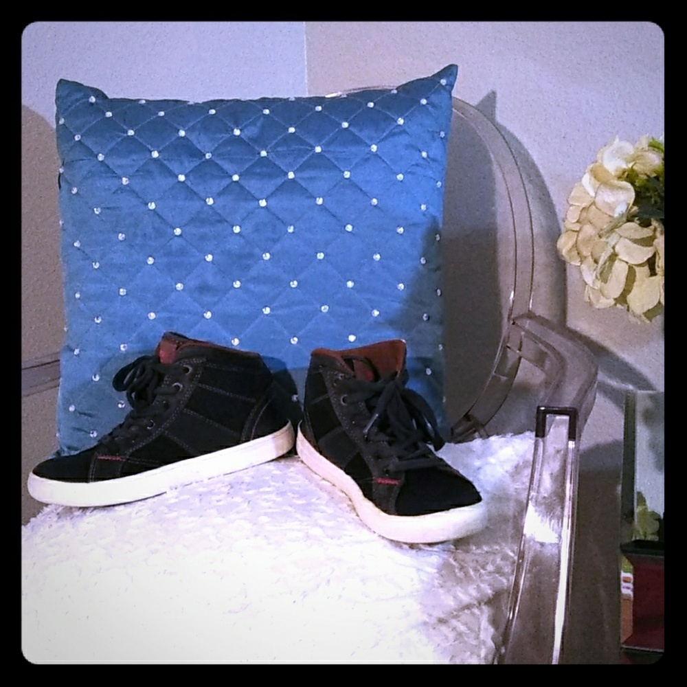 Levi's Blue jean Hightops Boys Size 2Y